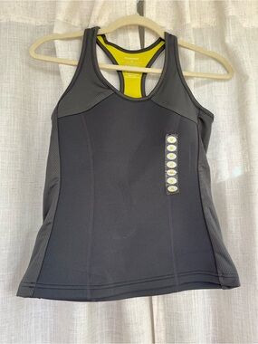 NWT SPORT racer ZAGGORA